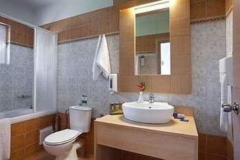 Aquis Marine Resort and Waterpark3