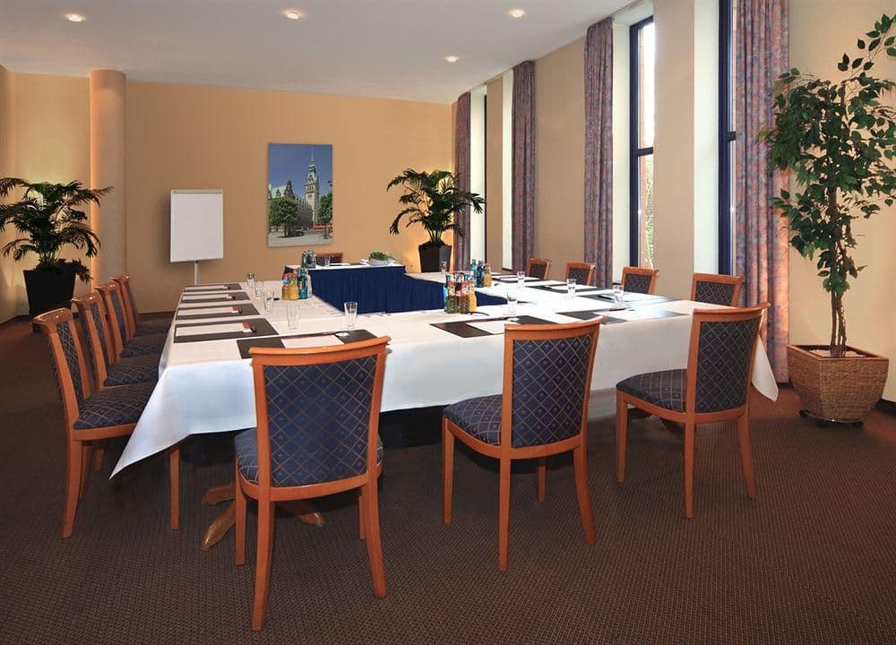 Ramada Hotel Hamburg Bergedorf Ramada Hotel Hamburg Bergedorf