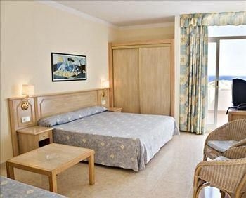 Paradise Beach Apartamentos0