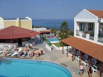 Camari Garden Hotel Apartments2