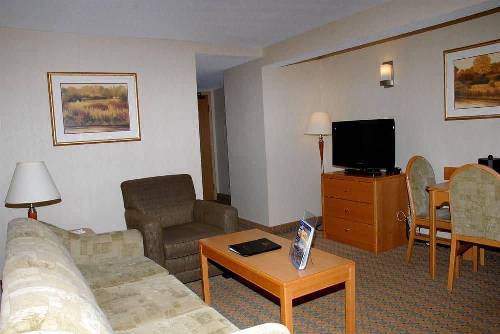 Best Western Plus Barons Hotel & Conference Centre Best Western Plus Barons Hotel & Conference Centre