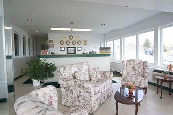 Howard Johnson Inn Woodstock1