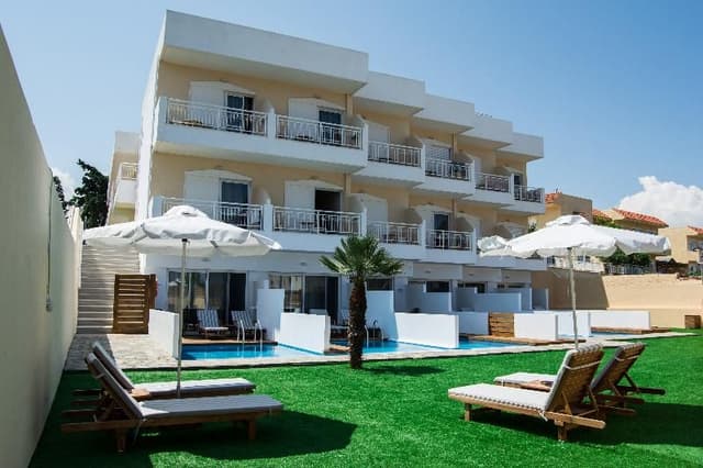 Double or Twin SUPERIOR WITH PRIVATE POOL