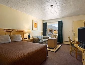 Thriftlodge Cochrane South3