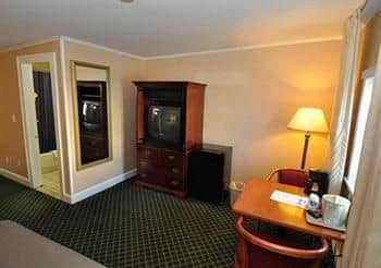 Rodeway Inn Rodeway Inn