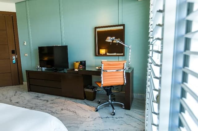 Room CLUB