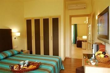 Minos Mare Royal4
