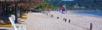 Catalina Beach Resort2