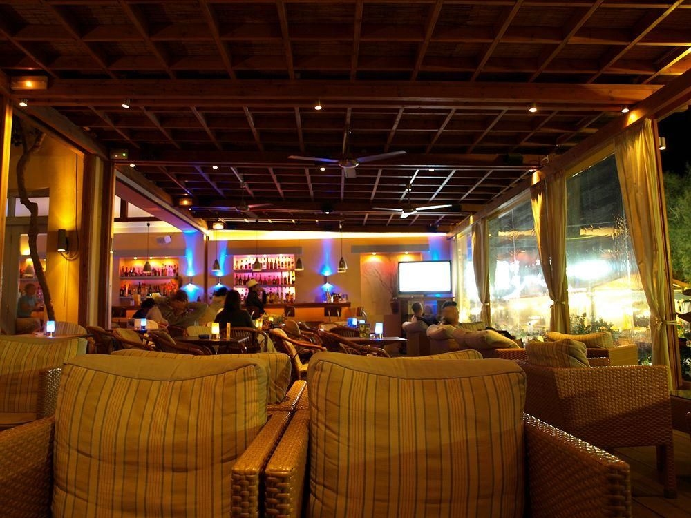 Levante Beach Hotel0