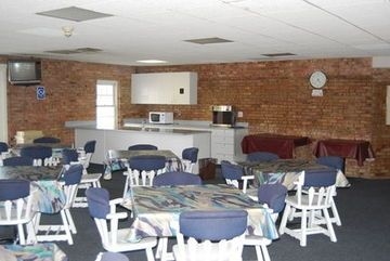 Knights Inn Grand Rapids2