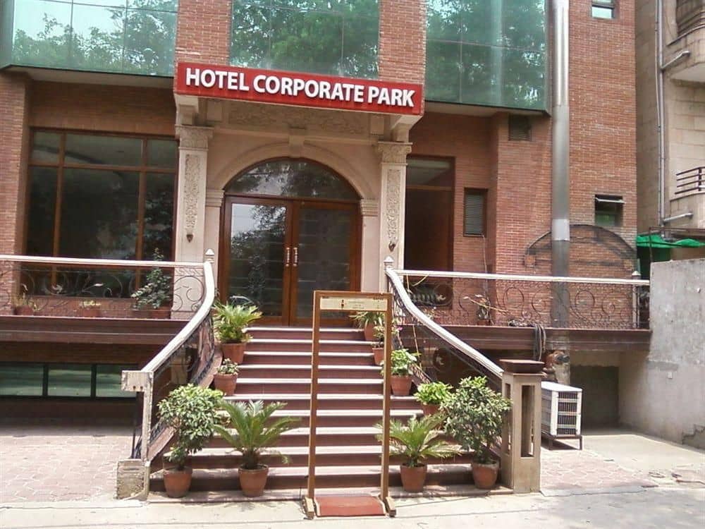 FabHotel Corporate Park FabHotel Corporate Park
