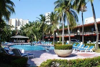 Bali Hai Acapulco2