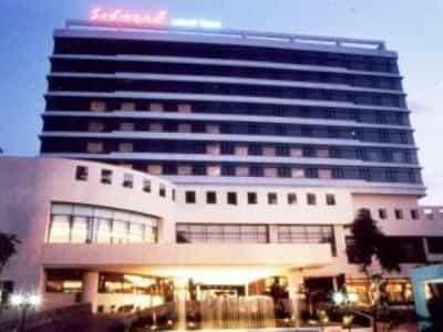 โรงแรมราชพฤกษ์ แกรนด์