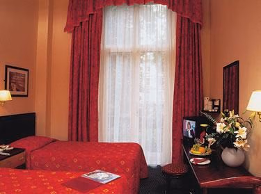 Shaftesbury Premier London Notting Hill4