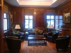 เดอะ เชชเชอร์ โฮเทล (The Cheshire Hotel)2