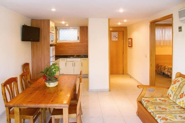 APARTMENT CAPACITY 2 ONE BEDROOM