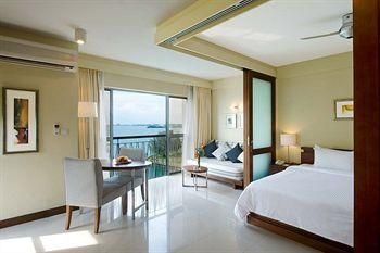 Avillion Admiral Cove2