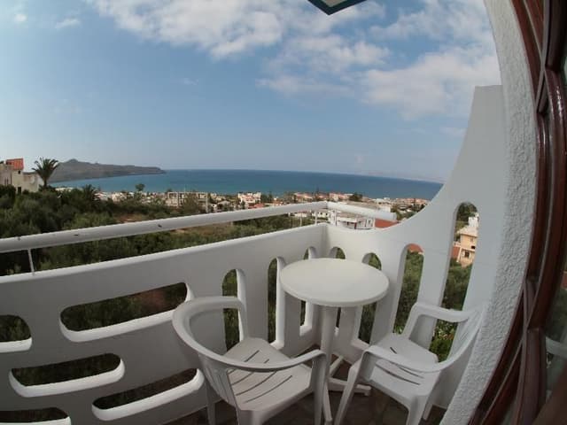 APARTMENT SEA VIEW