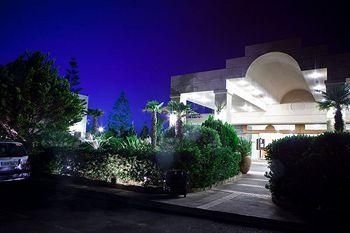 Aquis Arina Sand Hotel and Bungalows1