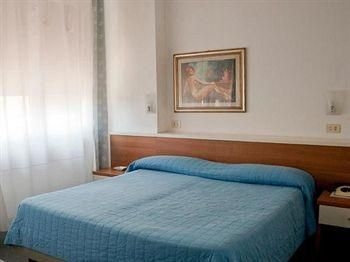 Hotel Santin0