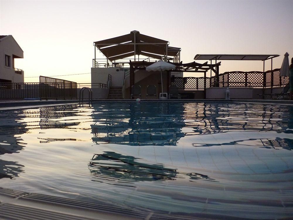 Sunrise Suites4