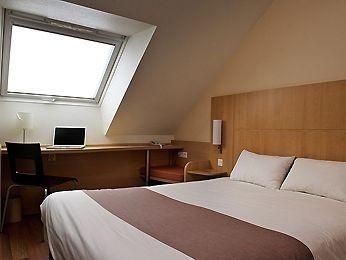 Ibis Vannes3
