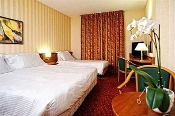 Idea Hotel Pomezia0