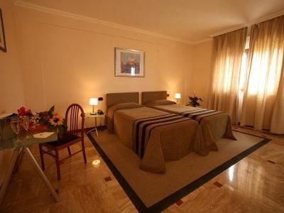 Hotel Palace 20000