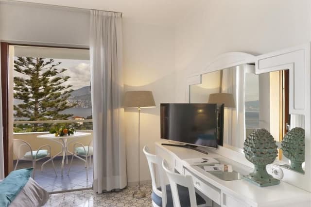 DOUBLE SEA VIEW WITH BALCONY