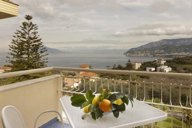 DOUBLE SUPERIOR SEA VIEW