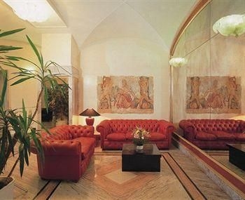 Esplanade Hotel1