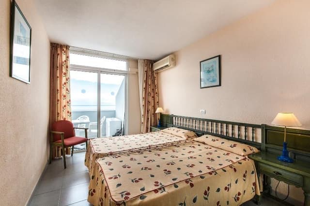 JUNIOR SUITE CAPACITY 3
