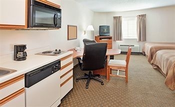 Candlewood Suites Columbia4