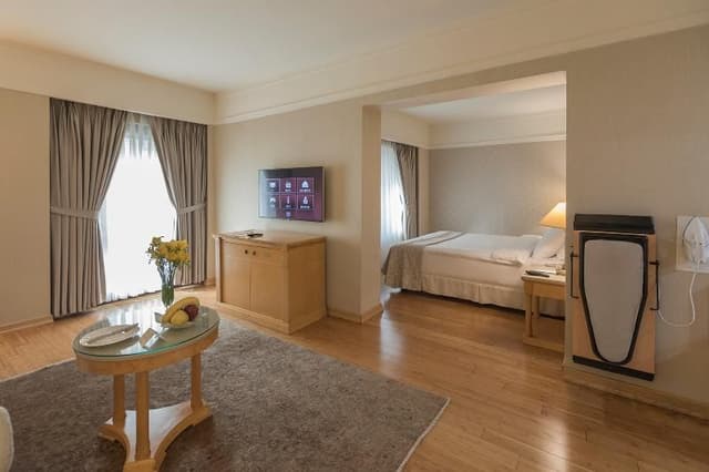 JUNIOR SUITE CAPACITY 2