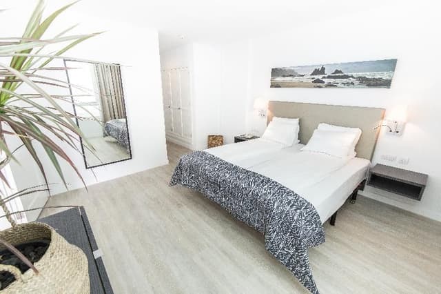 APARTMENT ONE BEDROOM