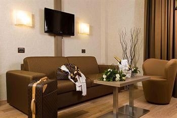 Hotel Cosmopolitan Bologna0