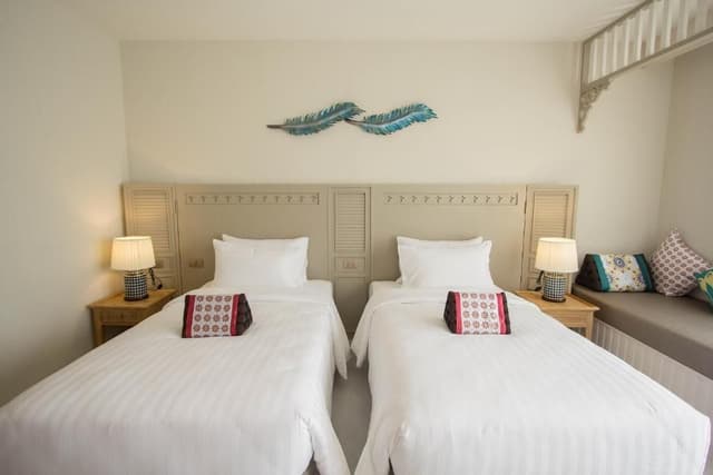 Deluxe Twin Room