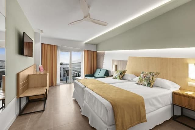 Double or Twin WITH PRIVATE POOL