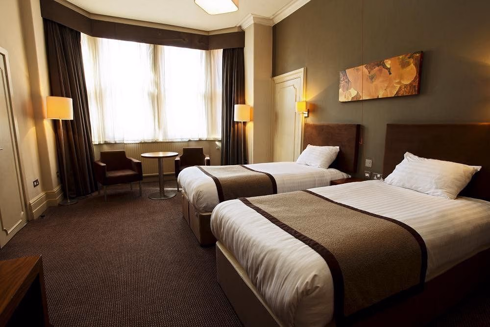 The Met Leeds0