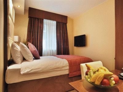 Grand Royale London Hyde Park0