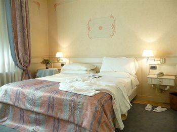 Hotel San Luca1