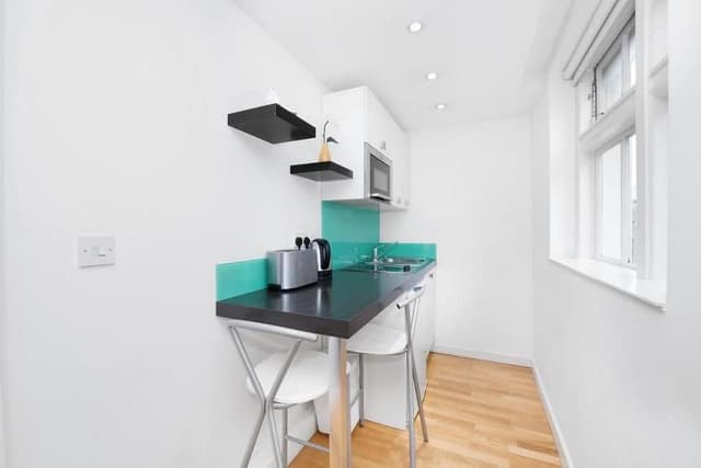 APARTMENT CAPACITY 3