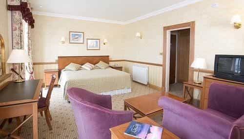Cristina Hotel