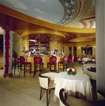 Cristal Palace1