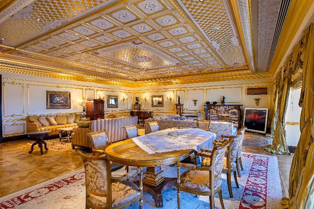 SUITE EXECUTIVE
