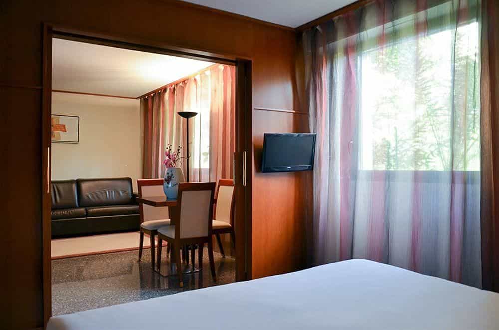 Goldstar Resort & Suites Goldstar Resort & Suites