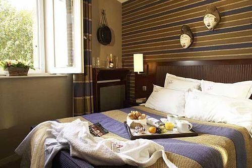 Hotel Des Beaux Arts4