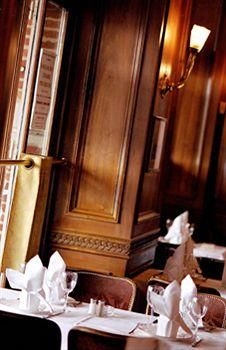 Hotel Des Beaux Arts2