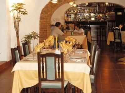Conde de Villanueva Boutique0