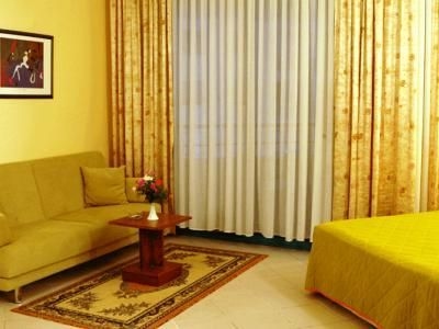 Gold Safran Hotel1